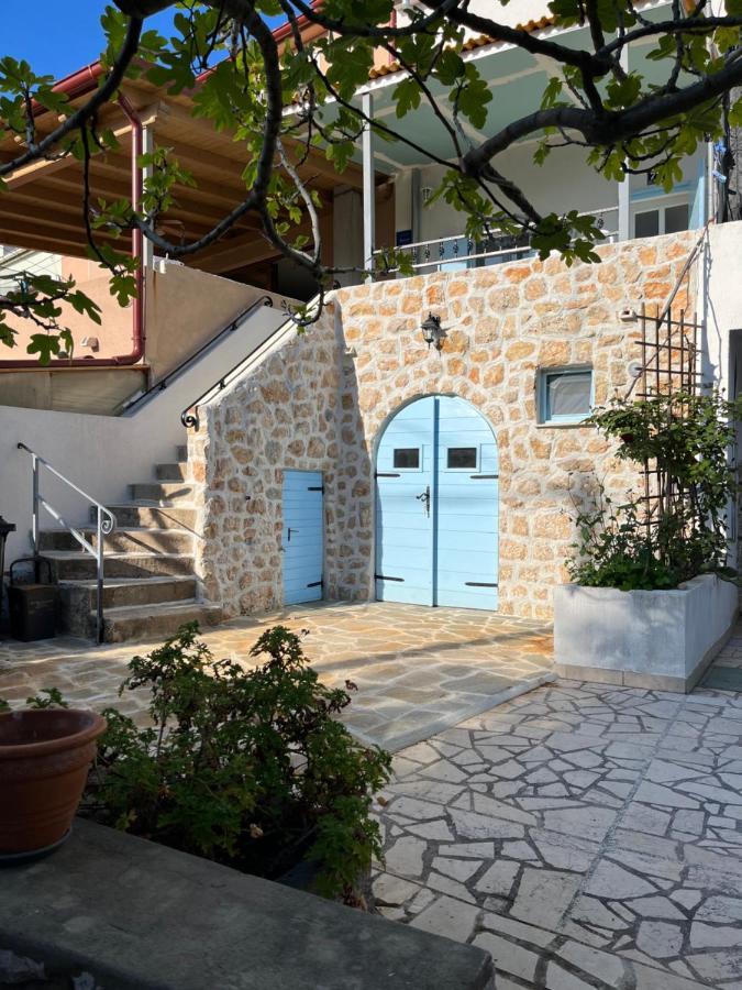 Gemuetliches Apartment In Der Altstadt V. Punat Exterior photo